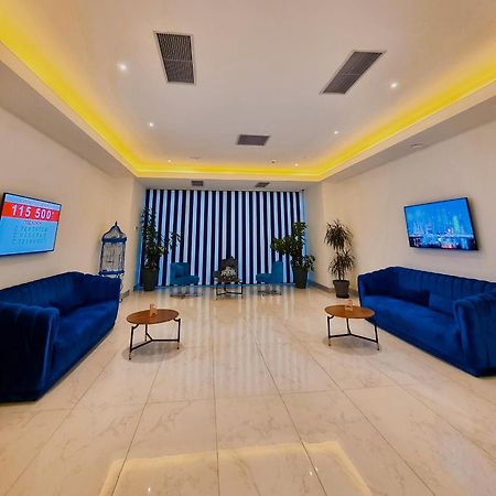 Orbi City Aparthotel Sea View バトゥーミ エクステリア 写真